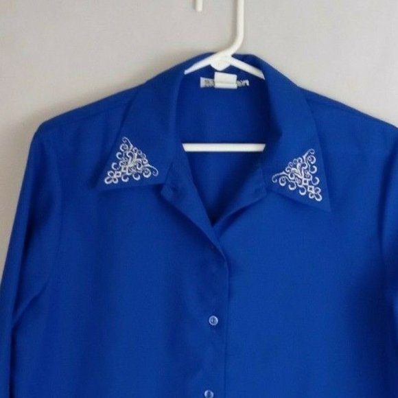 Stacy Michaels Blue Long Sleeve Blouse With Silver Embroidery On Collar Medium - Picture 3 of 5